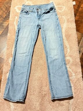 AE Light Wash Women's Jeans - American Eagle Outfitters